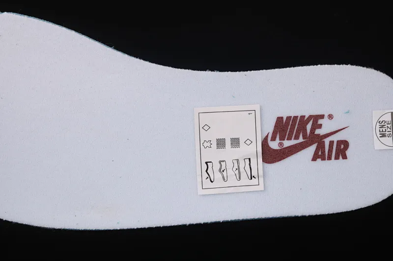 All categories Air Jordan Jordan series basketball shoes Air Jordan 1 High Air Jordan 1 Retro Metallic Red AJ1 Joe 1 white red 555088-103